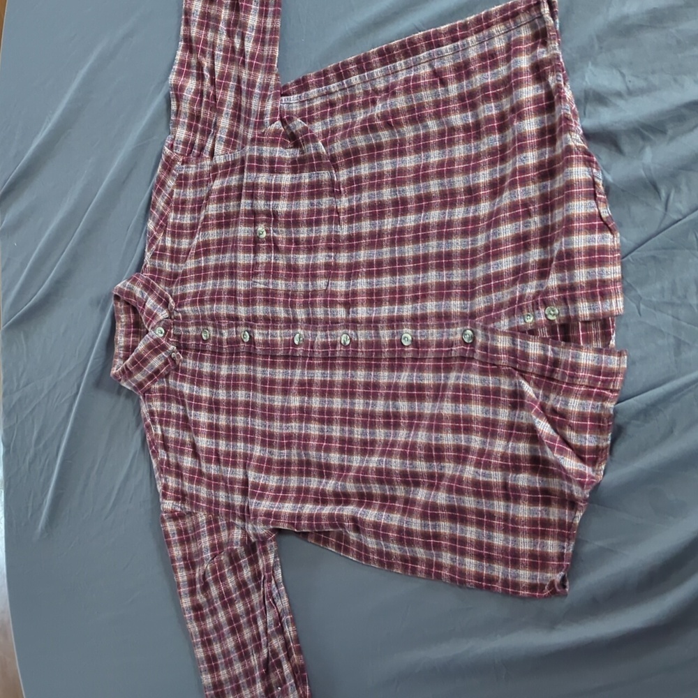 Cabela's Women's Button Up Shirt Medium